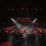 Paty Cantú Instagram - La noche del jueves sonó y resuena para el resto de mis días como una de las mejores noches de mi vida. Quiero verlos TODA la vida! Gracias! Los amo! ♥️🙏🏼 #felizbreakuptour #valiente #soldout #envivo #cantautora #dramaqueen #patycantu 🎭👑 Teatro Metropólitan