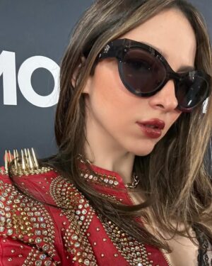 Paty Cantú Instagram - Person of the Year 2024 @jonbonjovi @recordingacademy @musicares @latingrammys 

#patycantu #singersongwriter #producer #latingramnytrustee #cantautora #productora #consejera