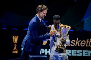 Pau Gasol Instagram - So many special moments shared during these days in Manila, I can only be grateful for the pleasure it has been to be an ambassador of an extraordinary tournament! The level of play on the courts was espectacular, excellent teammates on @carmeloanthony, @luisscola and @sbird10 and an exceptional treatment from all Filipinos, which has made us feel at home. Thank you very much Philippines, thank you very much @fibawc! 🙌🏼🇵🇭 #WinForAll #FIBAWC