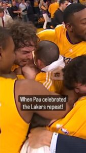 Pau Gasol Instagram - One of the most iconic moments of Pau's legendary career... 🇪🇦 #23HoopClass enshrinement takes place this weekend! 🍿