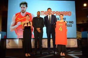 Pau Gasol Instagram - So many special moments shared during these days in Manila, I can only be grateful for the pleasure it has been to be an ambassador of an extraordinary tournament! The level of play on the courts was espectacular, excellent teammates on @carmeloanthony, @luisscola and @sbird10 and an exceptional treatment from all Filipinos, which has made us feel at home. Thank you very much Philippines, thank you very much @fibawc! 🙌🏼🇵🇭 #WinForAll #FIBAWC