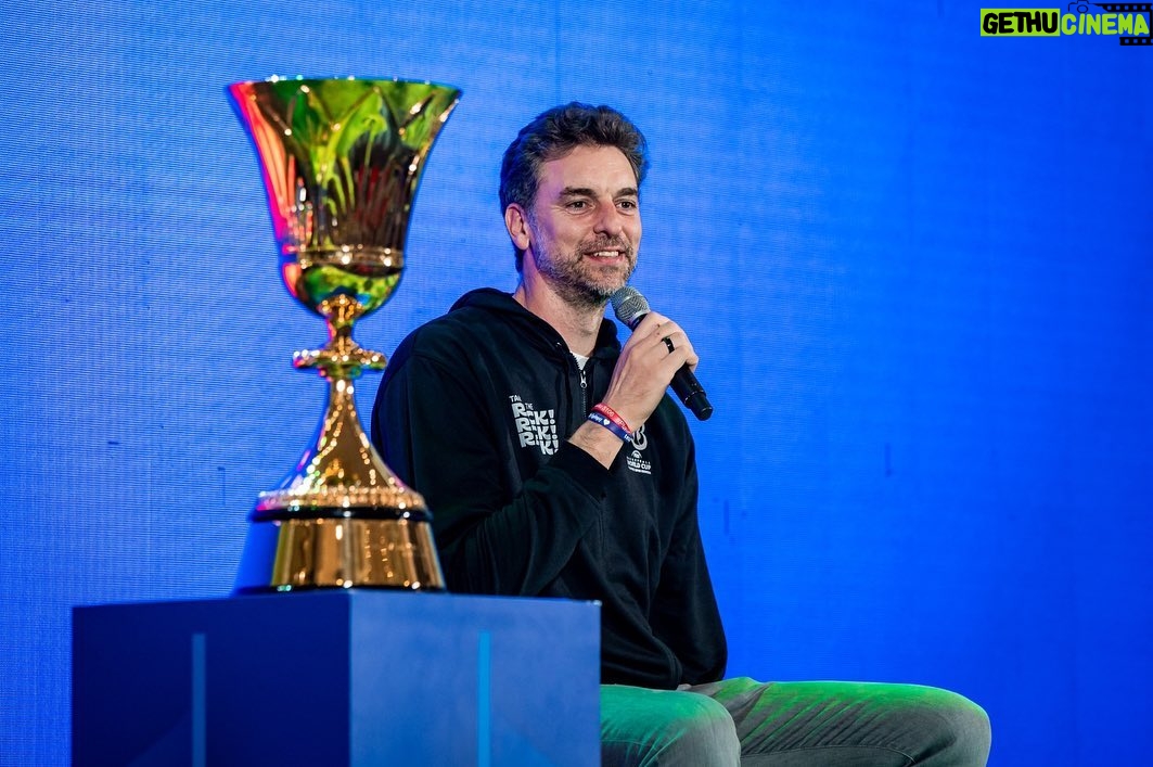 Pau Gasol Instagram - Mabuhay Philippines! 🇵🇭 Thanks for the amazing welcome, Manila! Excited for semifinals today! #FIBAWC #WinForAll 🏆🌍