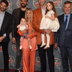Pau Gasol Instagram - H🏀F The orange jackets needed their own moment 🍊🧡😜 Basketball Hall of Fame