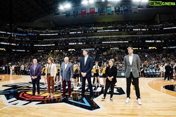 Pau Gasol Instagram - What an unbelievable honor!! So many amazing moments during these last few days in Houston and Dallas with my new family. I’m beyond thankful and humbled to be in the @hoophall! #HOF2023Class ¡Qué honor tan increíble! Hemos disfrutado de muchos momentos maravillosos estos días en Houston y en Dallas con mi nueva familia. No puedo estar más agradecido y orgulloso de ser un nuevo miembro del Salón de la Fama!