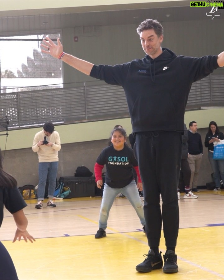 Pau Gasol - 85.5K Likes - Coach Pau in the community 🤗