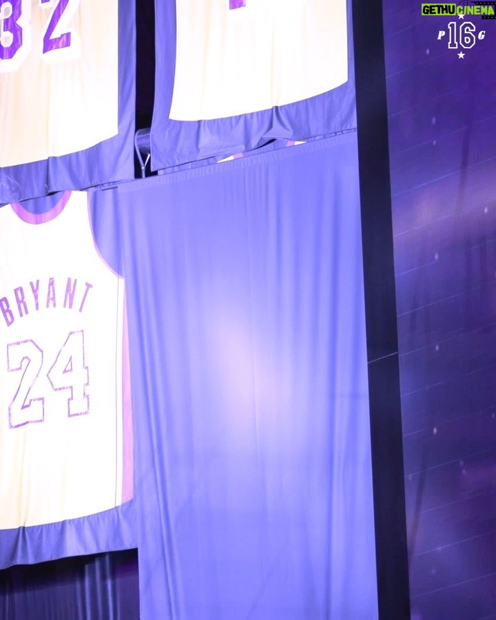 Pau Gasol - 51.7K Likes - Un año de esta gran noche.
ERES LEYENDA, PAU 💜💛