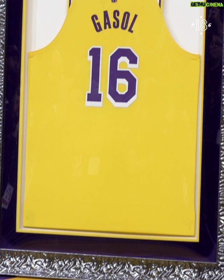 Pau Gasol - 51.7K Likes - Un año de esta gran noche.
ERES LEYENDA, PAU 💜💛