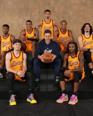 Pau Gasol Instagram - It’s been a pleasure to coach this great Rising Stars team. Thank you so much to all the fans in Indianapolis for all the love and support. Congrats to Team Jalen for winning the tournament!

Ha sido un placer entrenar a este equipo de Rising Stars. Muchas gracias a toda la afición de Indianápolis por todo el apoyo y el cariño. Felicidades al Team Jalen por la victoria!