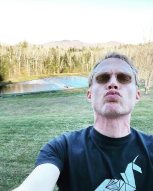 Paul Bettany Instagram - Vermont!!!! So excited to be back in London soon. X