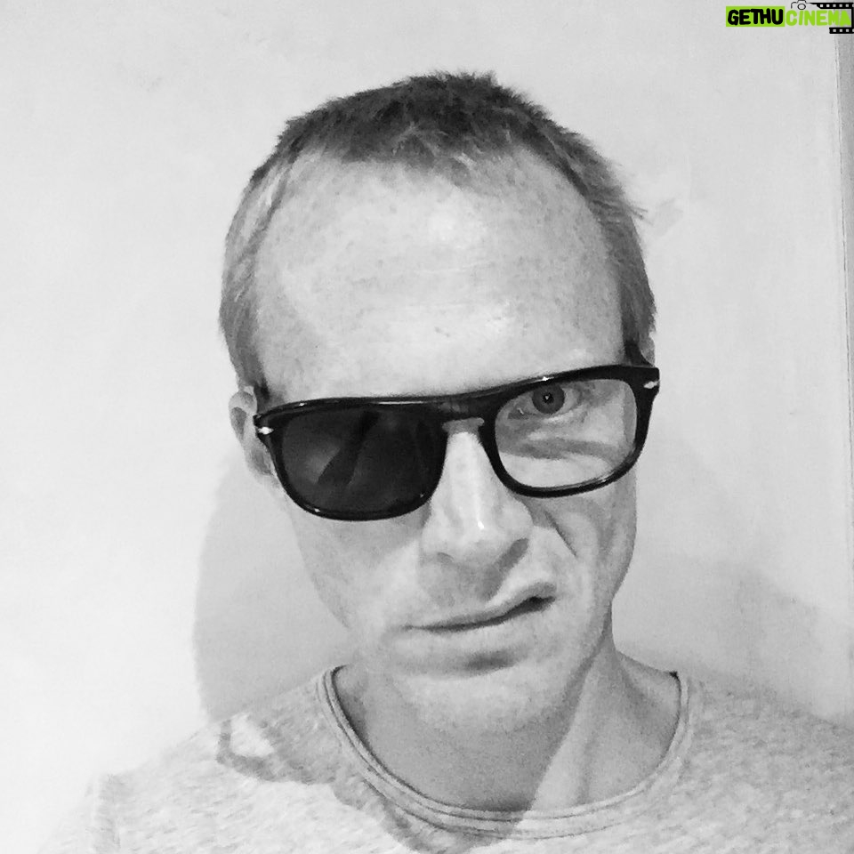 Paul Bettany - 119.8K Likes - Oooooof. Having one of those days.