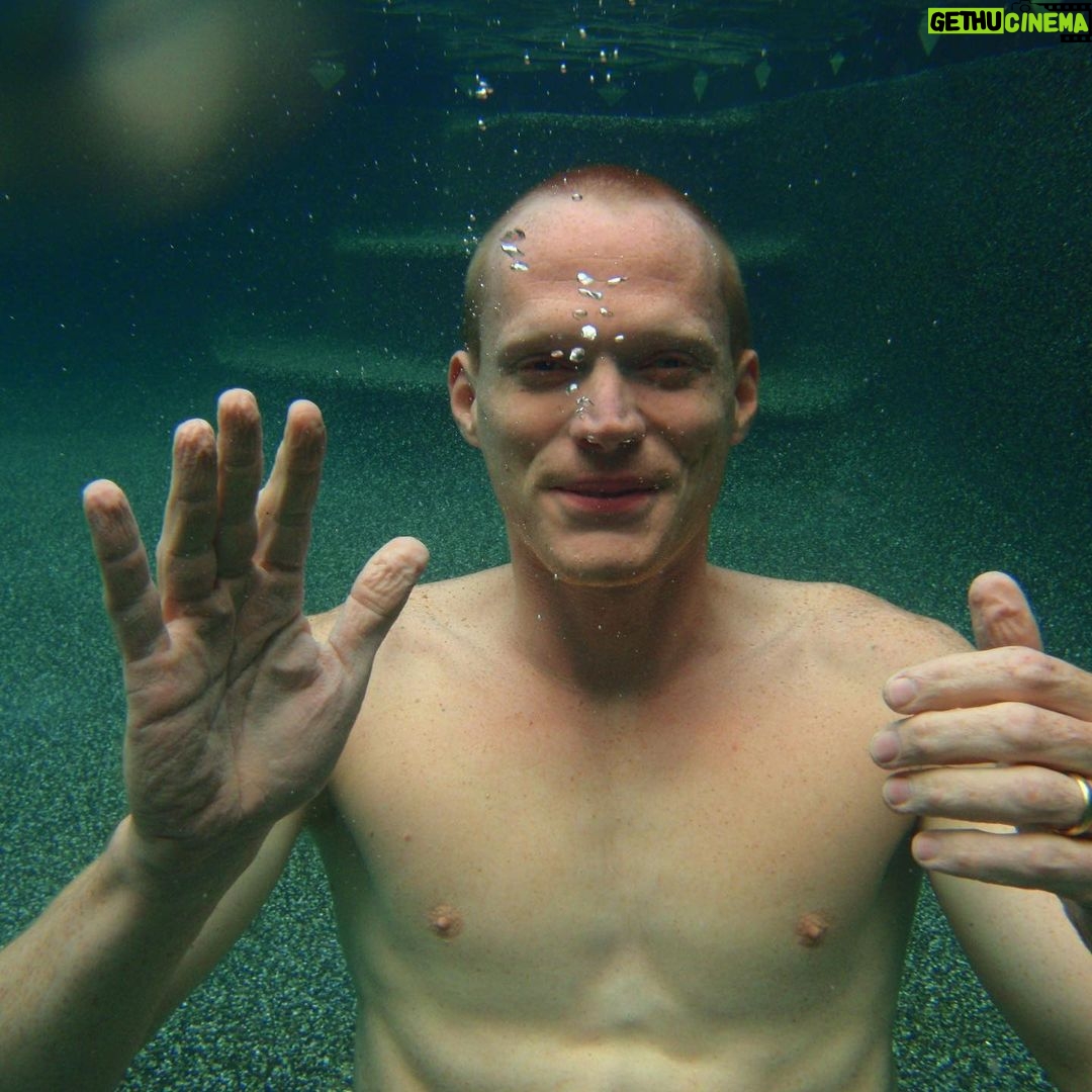 Paul Bettany - 215.7K Likes - Good morning x
