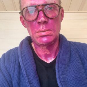 Paul Bettany Instagram - Vision taking a sauna and…
