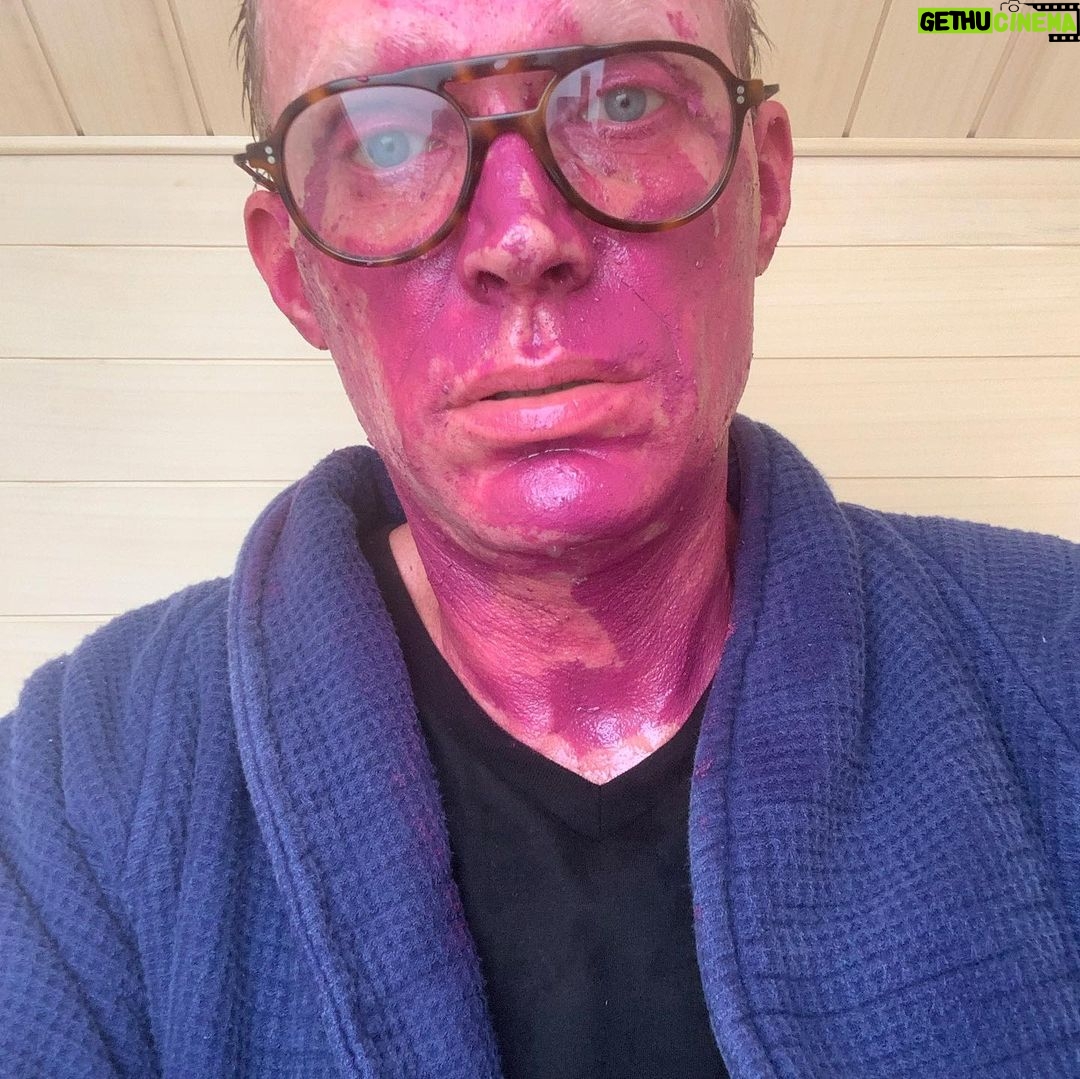 Paul Bettany - 381.1K Likes - Vision taking a sauna and…
