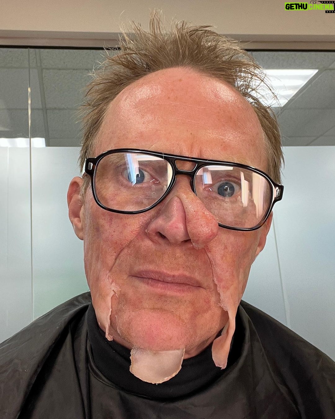 Paul Bettany - 117.7K Likes - On occasion a life in movies can take its toll on the skin and by the end of the day, well⦠it can be a horror show. But with just a few drops of @circa1970beauty a skin oil (created by my dear friends @barbaraguillaume and @akgroomer ) I look exactly as I did when I walked in to the make up truck that morning.