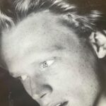 Paul Bettany Instagram - On occasion a life in movies can take its toll on the skin and by the end of the day, well… it can be a horror show. But with just a few drops of @circa1970beauty a skin oil (created by my dear friends @barbaraguillaume and @akgroomer ) I look exactly as I did when I walked in to the make up truck that morning.