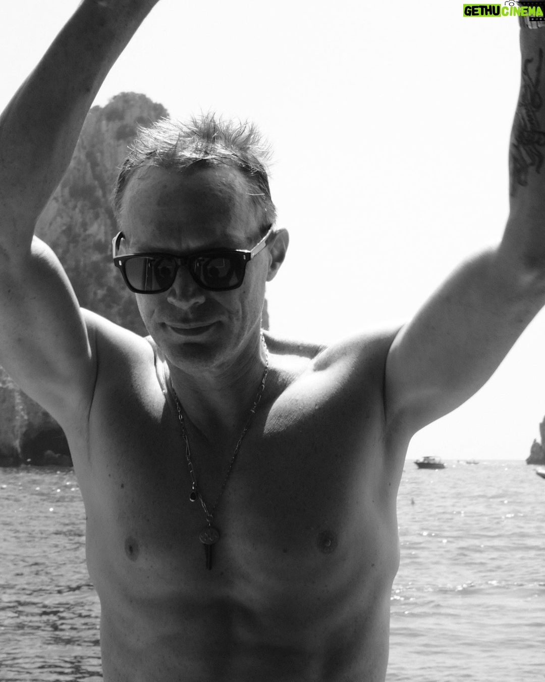 Paul Bettany Instagram - Summer in Italy and Spain!!! Just to clarify, I’m posting this picture only… ONLY to showcase my cousin @lucasaconnelly talent as a photographer and not… ABSOLUTELY NOT because I’m vain and he made my abs look pretty good for a man of my advanced years 😉