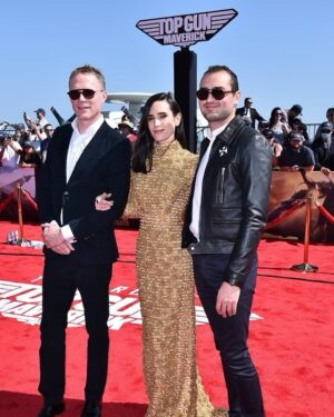 Paul Bettany Instagram - Went to the movies last night with my Son and the Mrs @jennifer.connelly who you should follow - she’s more fun than me. #topgunmaverick