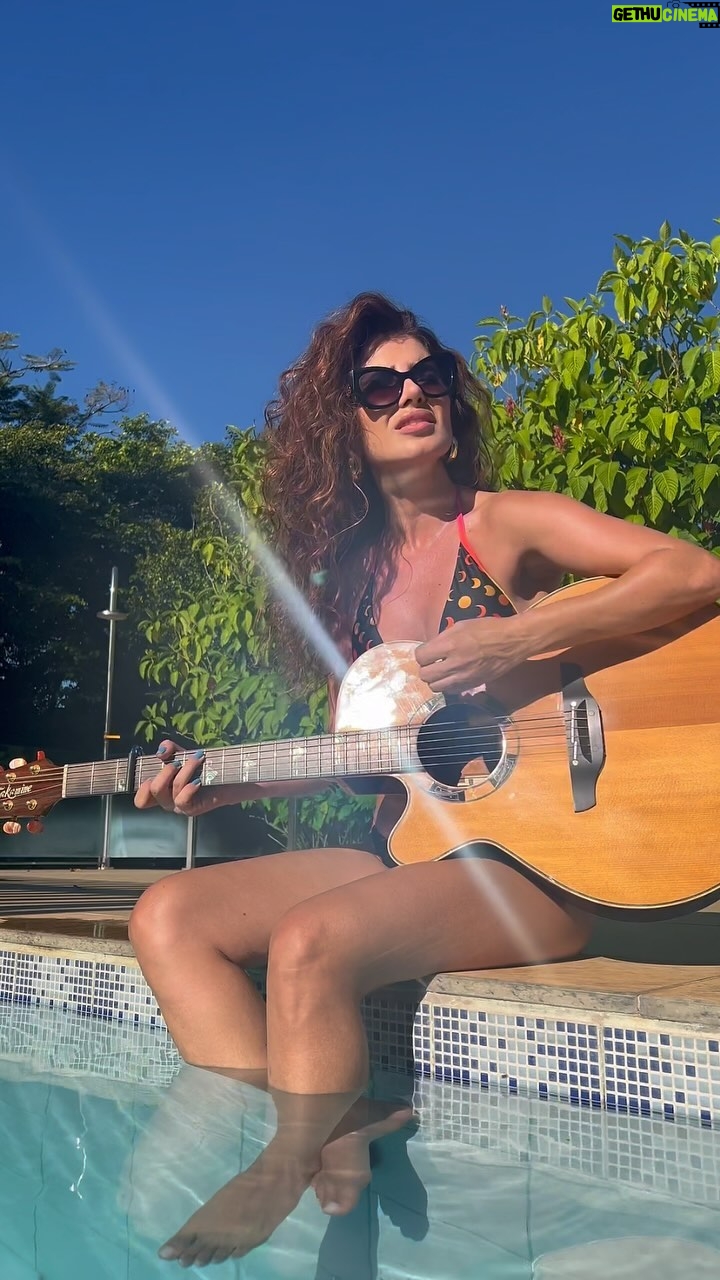 Paula Fernandes - 95.3K Likes - Antigo Novo Amor 🎵