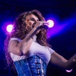 Paula Fernandes Instagram - #tbt do último show em TurmaLINDA! ✨ Amanhã, 15/09, temos um encontro marcado em Guararema/SP! Espero vocês! 💜 📸 @skillovideospro