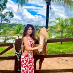 Paula Fernandes Instagram – A beleza da simplicidade! ❤️🐴 Meu Coração