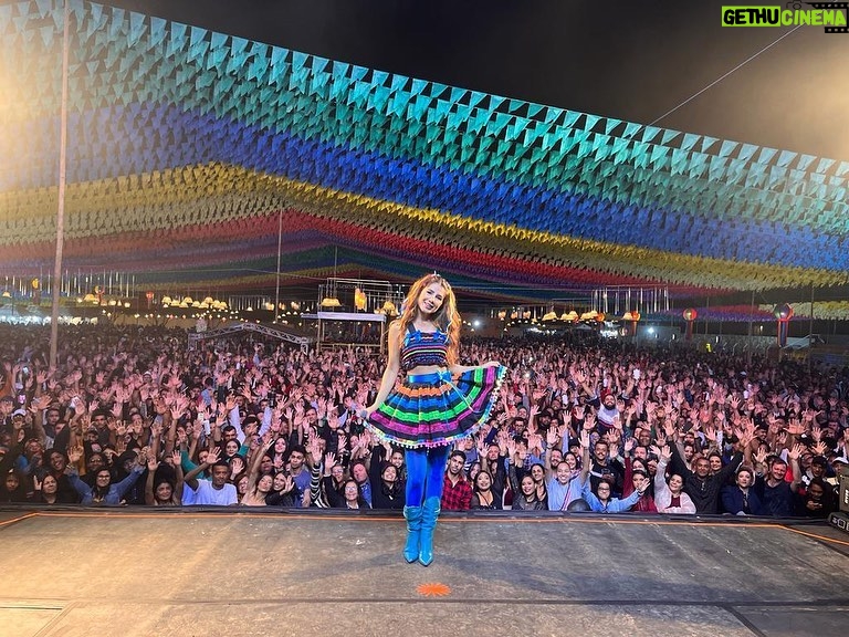 Paula Fernandes Instagram - 💙🧡💚🩷💜 Caculé, Bahia, Brazil
