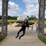 Paula Fernandes Instagram - Alô Curitibaaaaaa!!! Cheguei!!!! Espero todos vocês no teatro positivo, às 21hs para um super show da turnê 11:11!!! AINDA DÁ TEMPO DE ADQUIRIR O SEU INGRESSO! Vocês não podem perder! ❤️