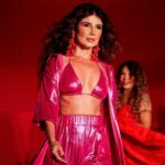 Paula Fernandes Instagram – ✨Ainda sobre o desfile da coleção verão 24 da @amarantedobrasil ✨

E aí, meus amores. Gostaram do look? 💖

📸 @leofrancofoto | AgNews