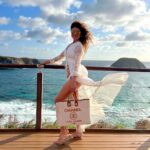 Paula Fernandes Instagram – Criando novas memórias… Praia Do Leão