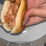 Paula Gonu Instagram – dos cosas: comprad tobiko y aceite de chili y mi cara es de acabar de despertar de la cuarta siesta del año