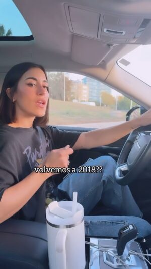 Paula Gonu Instagram - yo un poco a 2018 sí me iba eh 
@maquialvarezz me ha encantado tu reels y te he copiado