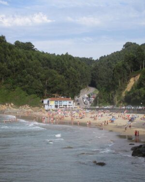 Paula Gonu Instagram - fotillos reveladas de los últimos díassss
4. mi playa favorita de Asturias de momento
5. mi compañía favorita de Asturias de momento 
6. dos estaban pochas 
8. acabo de encontrar la foto en el mvl @ariswallow te adoro y adoro nuestros planes de no hacer absolutamente nada y sin culpa
10. se ha vuelto a lo que se suele llamar rutina :):
