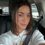 Paula Gonu Instagram - 1. en un hotelito de madrid comiéndome un poke horas antes de una noche especial 2. haciendo uso del ego de mi personaje apreciando mi nueva apariencia 3. pocas cosas mejores existen y si sabéis alguna nombradla 4. =2 5. hace unos minutos probándome cosas pa la velada el sábado 6. sigo pudiéndome hacer mi peinado favorito entonces todo está bien 7. =2 =4 8. =2 =4 = 7 9. el otro día volviendo un poco bebida a casa teniendo que bajar a la coco 10. yo soy esa amiga vuestra