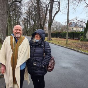 Paulo Coelho Instagram - Verified
You are the sunshine of my life
Feliz aniversário @chris_oiticica !