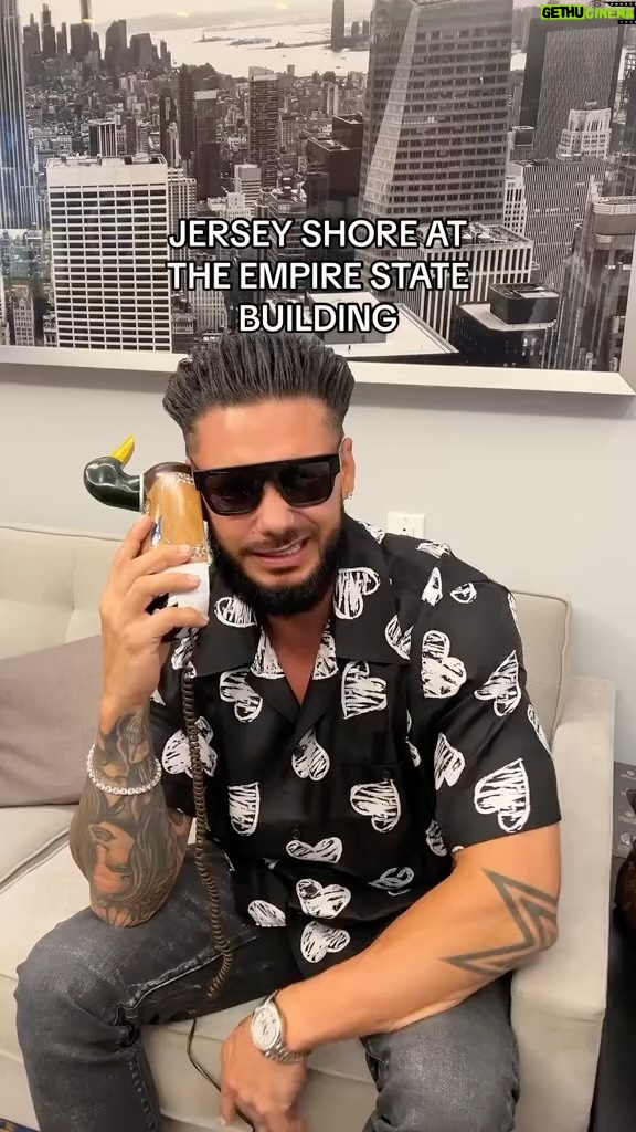 Pauly D. Instagram - IT’S JERSDAY AT THE EMPIRE STATE BUILDING Empire State Building