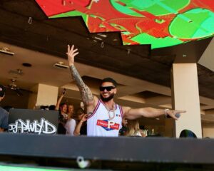 Pauly D. Instagram - Sending It With The @nelkboys 🚀

📸 @agile_lens