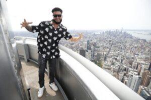 Pauly D. Instagram - Premier Day #jsfamilyvacation 🦆 Newyork