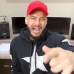 Pauly D. Instagram - The Big Game is heeere!! Ive teamed up with @dk_sportsbook @draftkings to help make this the most exciting Super Bowl yet. Which team are you picking? Let me know! Yeeeahh budddy!! 🏈 🏟️ #dkpartner