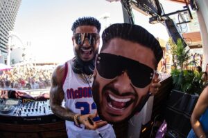 Pauly D. Instagram - I Love Bday Celebrations This Time A Yearrrrr!!!!!! 🇺🇸🎂🙌

📸 @koollpics