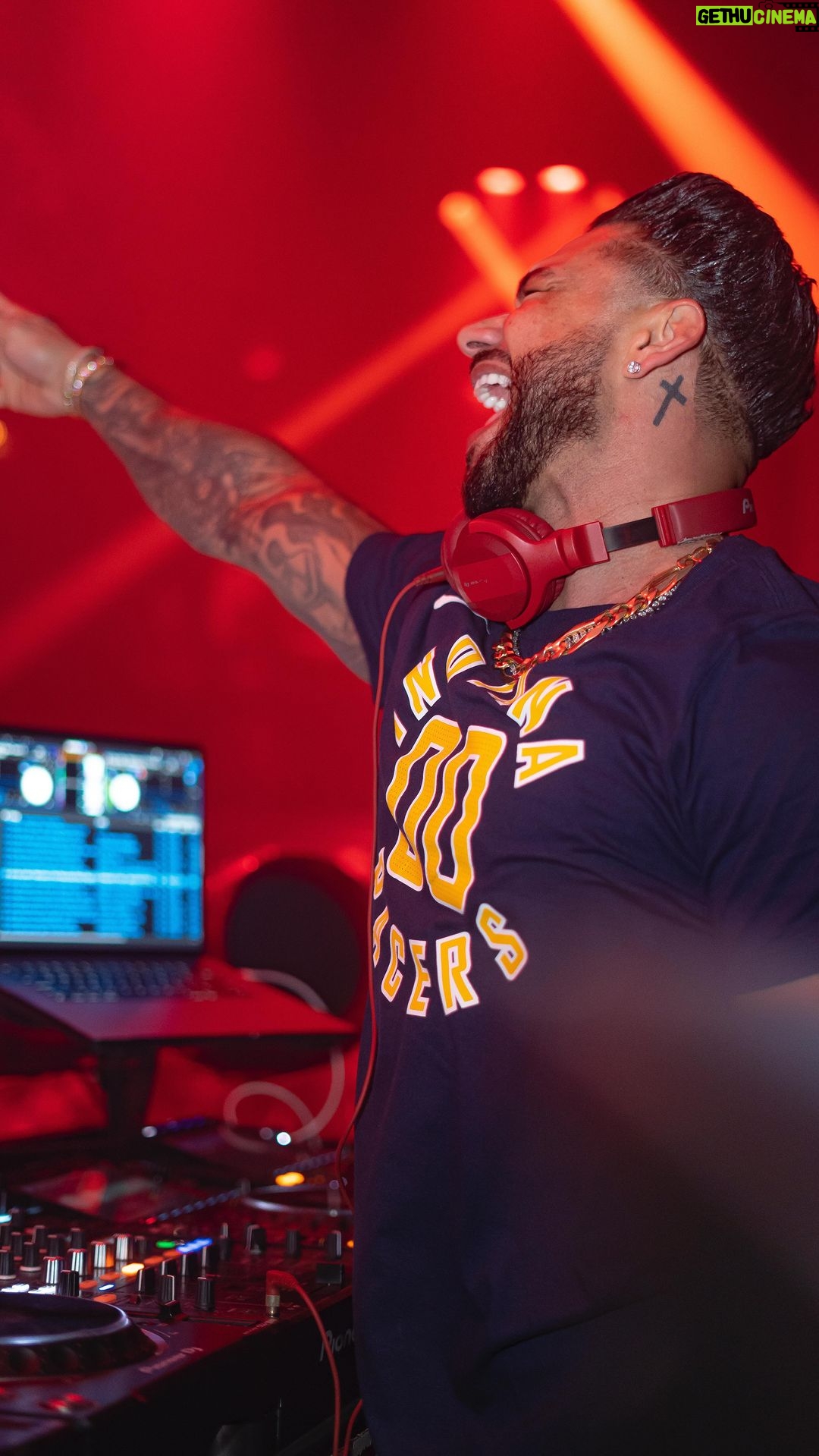 Pauly D. Instagram - 2nd date status with @djpaulyd ❤️🔥 INVY