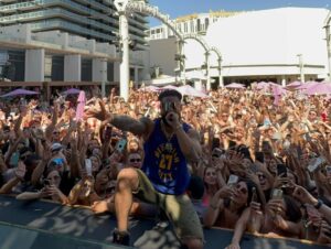 Pauly D. Instagram - Vegas Pool Parties = Next Level! 🙌🙌🙌 Comment Down Below If You Were There And Who’s Coming To The Next One ☀️😎