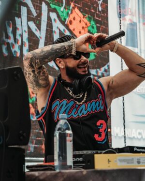 Pauly D. Instagram - Spring Break with @southerncomfort was Lit!! 🙌🙌 Can’t wait to do it again!! Yeahhh Buddy #ad21+ #sotasteful