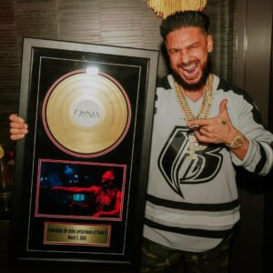 Pauly D. Instagram - @omnianightclub Went Off!!!!! 🚀🚀🚀 Thank You To All That Came Out To Rock With Me On A Tuesday 🙌🙌🙌 📷 @samuel_thecanadian OMNIA Nightclub