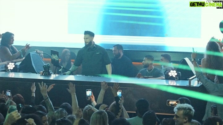 Pauly D. Instagram - @djpaulyd always bringing the heat to Boston🔥 Recap last Friday at #MemoireBoston 🍾
