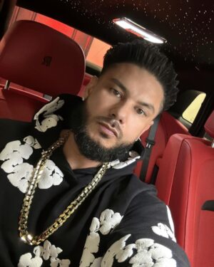 Pauly D. Instagram - Imma Vibe ⭐️🌸