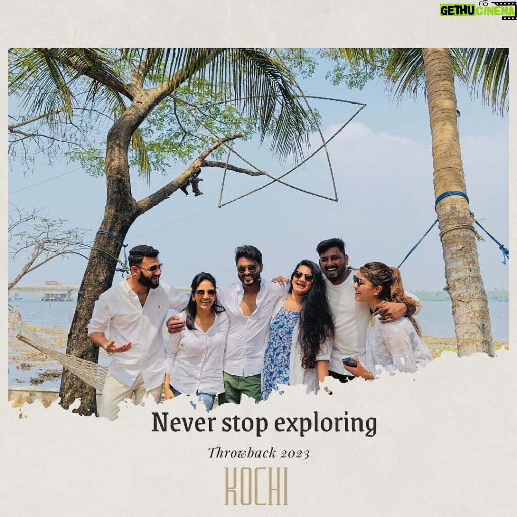 Pavani Reddy Instagram - NEVER STOP EXPLORING 🌴 @pavani9_reddy @amir__ads @shana_mahendran @rohanbmc @this_is_avinash_ @shruthi_raghu89 #throwback #kochi #travel #explore #beautiful #friendship #sunnyday #india #palmtrees🌴 Kochi,Kerala
