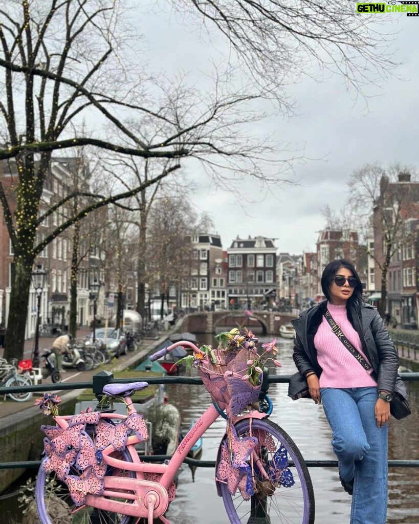 Pavithra Lakshmi Instagram - Left a piece of my heart in Ams🫶🏻 P.C @sneha.manivasagam ♥😘 Amsterdam, Netherlands