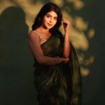 Pavithra Lakshmi Instagram - Randomly finishing up the grid❤️ And oh yeah, the lyrics you listen was by, yours truthfully me🤍🫰 Shot and edited @arungnanavel & team Wearing @tamarachennai Mua @ratnamakeupartist Hair @mahi_hairdo