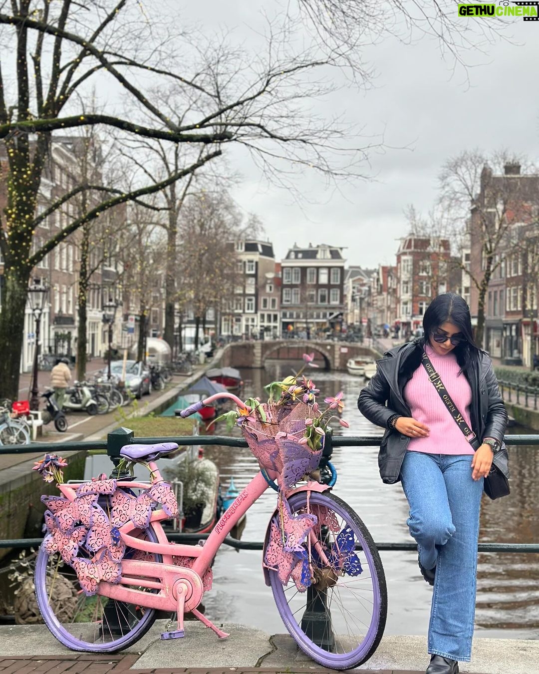 Pavithra Lakshmi Instagram - Left a piece of my heart in Ams🫶🏻 P.C @sneha.manivasagam ♥️😘 Amsterdam, Netherlands