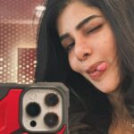 Pavithra Lakshmi Instagram - Mirror mirror on the wall, take a selfie and that is all❤️🫶🏻🙌
