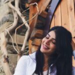 Pavithra Lakshmi Instagram - For sure this place has become our second home, Vikas ji and his wife made sure all our needs are catered to. They made sure we had the best time effortlessly ❤️ this place, the food, the people will always have a piece of my heart #manali #hamta #hobbithousehamta